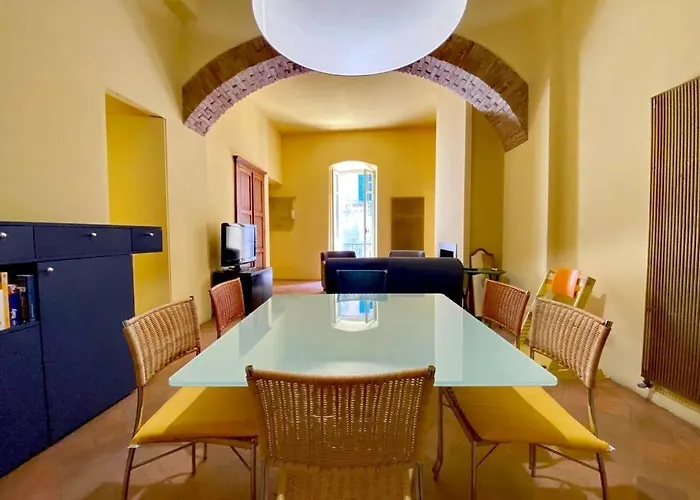 Abbraccio Etrusco * Perugia